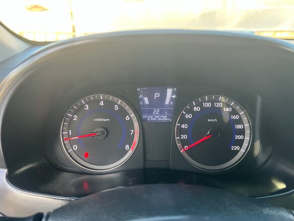 2013 Hyundai Solaris I, серебристый, 775000 рублей - вид 7