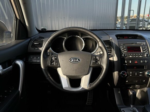 2009 Kia Sorento II, бежевый, 1590000 рублей - вид 10