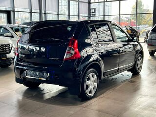 2011 Renault Sandero I, чёрный, 740000 рублей, вид 4
