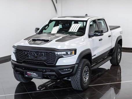 2025 Ram 1500 RHO V Рестайлинг, белый, 10790000 рублей, вид 3