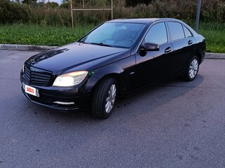 2010 Mercedes-Benz C-Класс 180 BlueEFFICIENCY III (W204), чёрный, 900000 рублей, вид 2