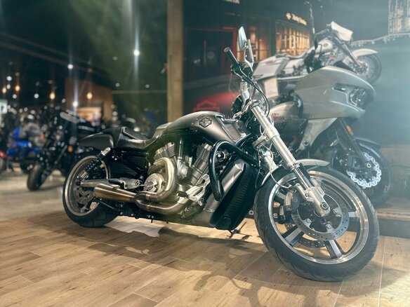 2009 Harley-Davidson V-Rod, чёрный, 1150000 рублей - вид 11