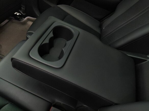 2022 Kia Sorento IV, чёрный - вид 30