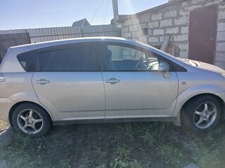 2006 Toyota Corolla Verso I Рестайлинг, серебристый, 700000 рублей, вид 4