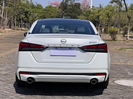 2022 Nissan Altima VI (L34), белый, 1847007 рублей, вид 5