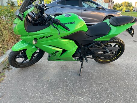 2012 Kawasaki Ninja 250R, зелёный, 265000 рублей, вид 2