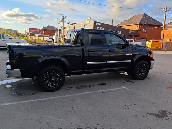 2009 Dodge RAM IV (DS/DJ), чёрный, 2600000 рублей - вид 2