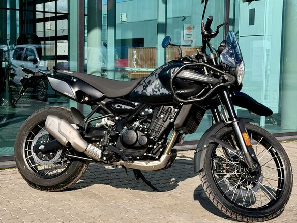 2026 Royal Enfield Himalayan, чёрный, 620000 рублей - вид 1