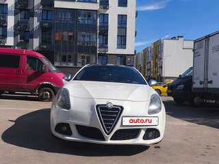 2011 Alfa Romeo Giulietta III, белый, 870000 рублей, вид 2