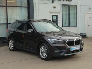 2020 BMW X1 18i sDrive II (F48) Рестайлинг, коричневый, 2750000 рублей, вид 3