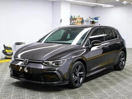 Volkswagen Golf VIII
