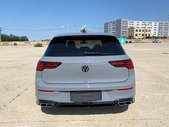 2022 Volkswagen Golf VIII, серый - вид 4