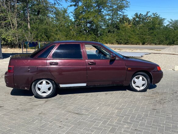 2005 Lada (ВАЗ) 2110, красный, 150000 рублей - вид 3