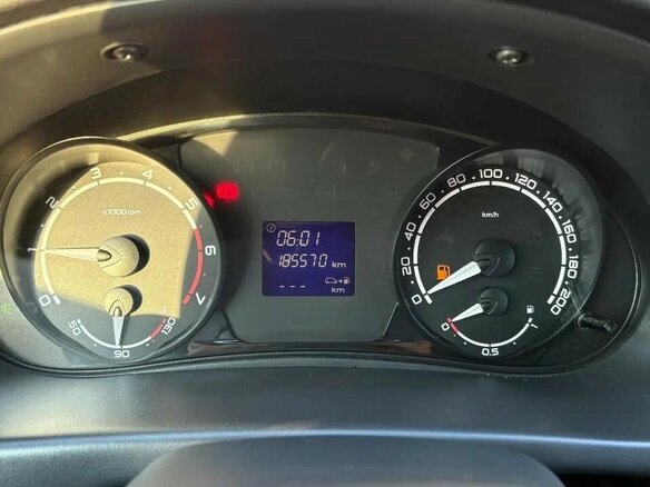 2015 Lada (ВАЗ) Priora I Рестайлинг, коричневый, 470000 рублей - вид 14