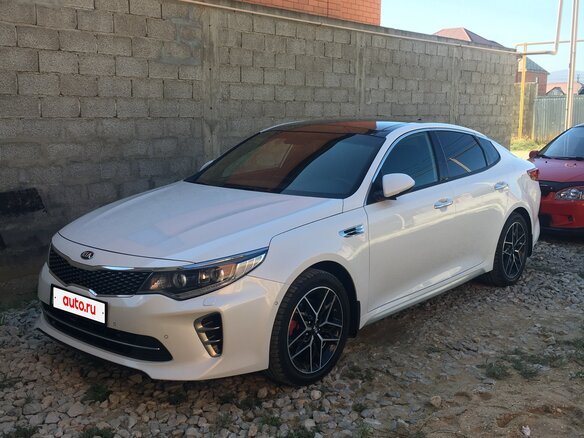 2017 Kia Optima IV, белый, 2000000 рублей