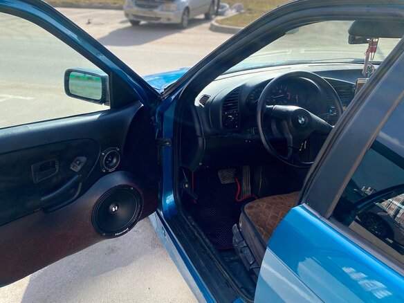 1995 BMW 3 серии 316i III (E36), чёрный, 565000 рублей - вид 8