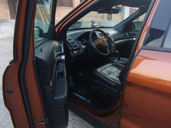 2015 Ford Explorer V Рестайлинг, коричневый, 2150000 рублей - вид 37