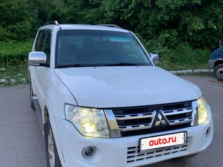 2012 Mitsubishi Pajero IV Рестайлинг 1, белый, 1500000 рублей, вид 2