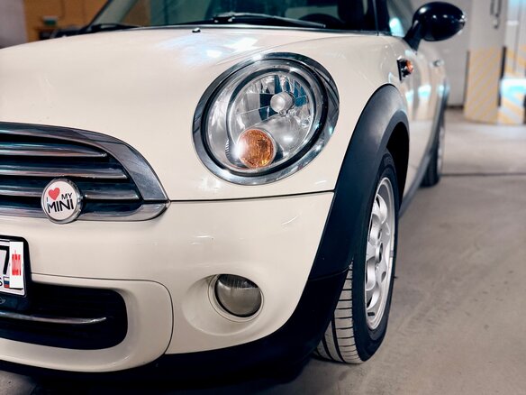 2012 Mini Hatch Cooper II (R56) Рестайлинг, белый - вид 6
