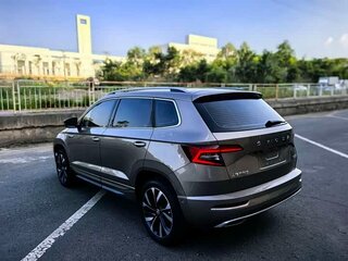 2022 Skoda Karoq DSG7 I, серый, 1770000 рублей, вид 4