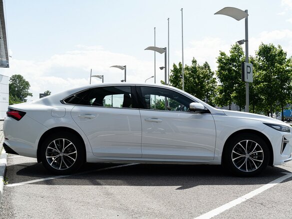 2026 Geely Preface I, белый, 3329990 рублей - вид 7