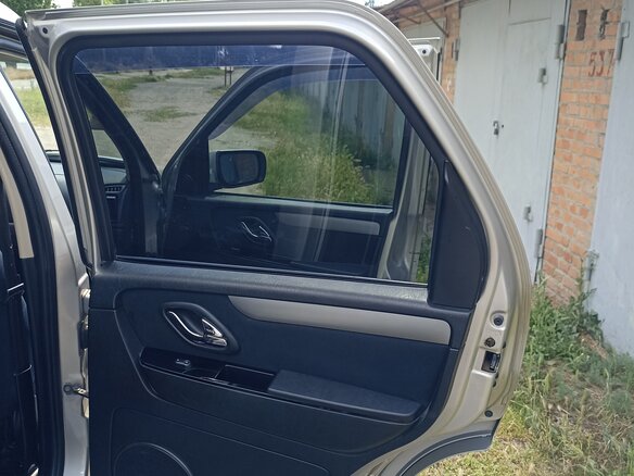 2008 Ford Escape I Рестайлинг 2, серебристый - вид 21