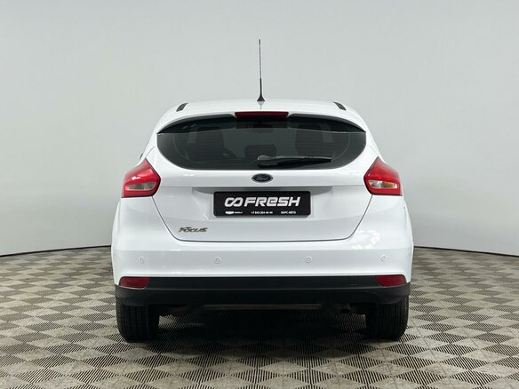 2015 Ford Focus III Рестайлинг, белый, 985000 рублей - вид 3