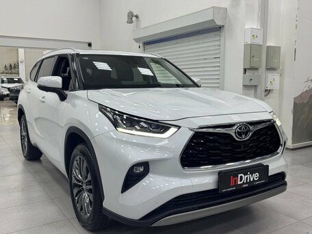 2026 Toyota Highlander IV (XU70), белый, 5499000 рублей, вид 3