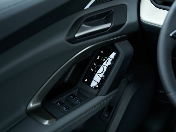 2026 Audi Q5 L III (GU), зелёный, 6399900 рублей - вид 21