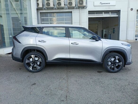 2026 Geely Cityray, серебристый, 3204990 рублей - вид 3