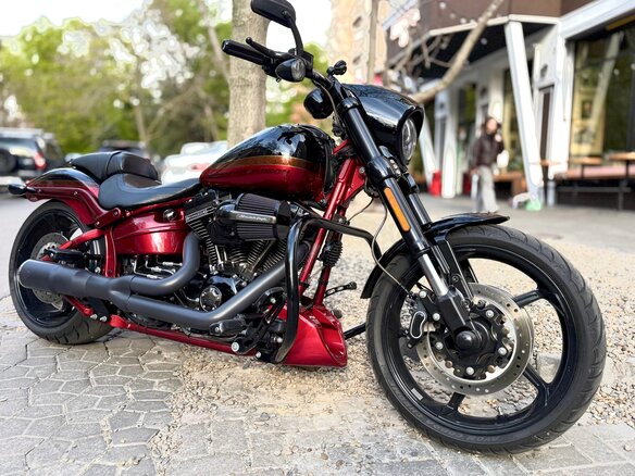 2017 Harley-Davidson CVO Pro Street Breakout, красный, 2550000 рублей - вид 4
