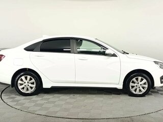 2023 Lada (ВАЗ) Vesta I Рестайлинг (NG), белый, 990000 рублей, вид 4