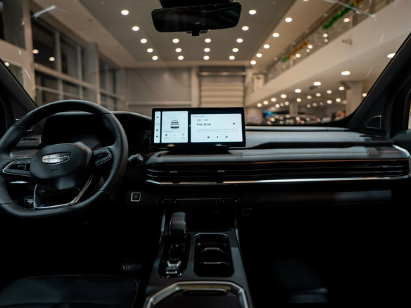 2026 Geely Okavango I Рестайлинг, белый, 4085990 рублей - вид 11