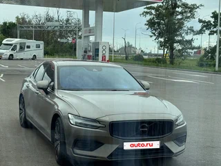 2021 Volvo S60 III, серый, 3875000 рублей, вид 3