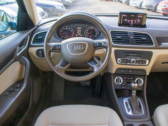 2012 Audi Q3 I (8U), синий, 1599000 рублей - вид 10