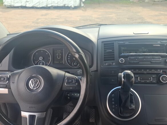 2012 Volkswagen Multivan T5 Рестайлинг, коричневый, 1850000 рублей - вид 8