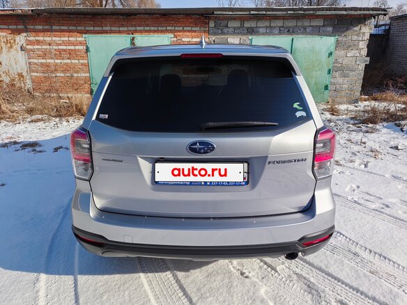 2016 Subaru Forester IV Рестайлинг, серый, 1440000 рублей - вид 3