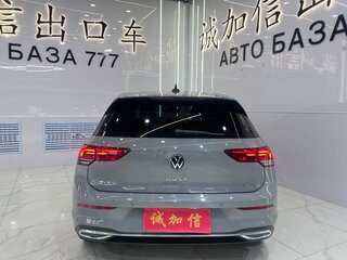 2023 Volkswagen Golf VIII, серый, 1820000 рублей, вид 5