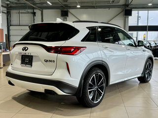 2023 Infiniti QX50 II, белый, 4599000 рублей, вид 4