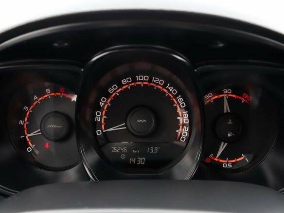 2019 Lada (ВАЗ) Vesta SW I, белый - вид 13