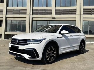 2021 Volkswagen Tiguan Allspace II Рестайлинг, белый, 3500000 рублей, вид 1