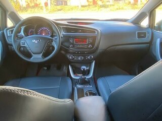 2015 Kia Ceed II Рестайлинг, чёрный, 900000 рублей, вид 5