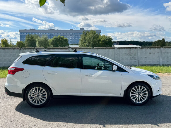 2013 Ford Focus III, белый, 1450000 рублей - вид 25