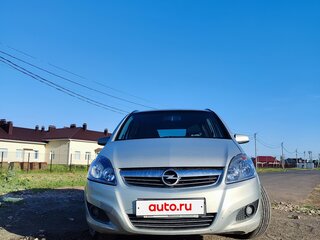 2008 Opel Zafira B Рестайлинг, бежевый, 450000 рублей, вид 3