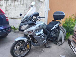 2009 Honda CBF 600, серебристый, 550000 рублей, вид 2
