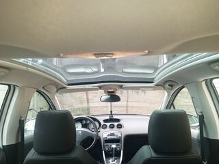 2012 Peugeot 308 I Рестайлинг, белый, 550000 рублей, вид 5