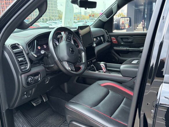 2025 Ram 1500 RHO V Рестайлинг, чёрный, 11000000 рублей - вид 10