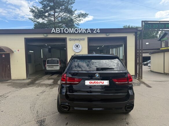 2017 BMW X5 M50d III (F15), синий, 4000000 рублей - вид 5