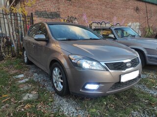 2011 Kia Ceed I Рестайлинг, бежевый, 850000 рублей, вид 1