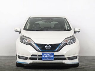 2017 Nissan Note e-Power II Рестайлинг, белый, 1349000 рублей, вид 3